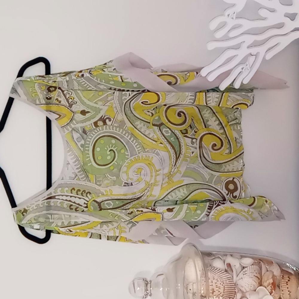 Jennifer Lopez Women's Size Large Petite Sheer Green & Yellow Blouse